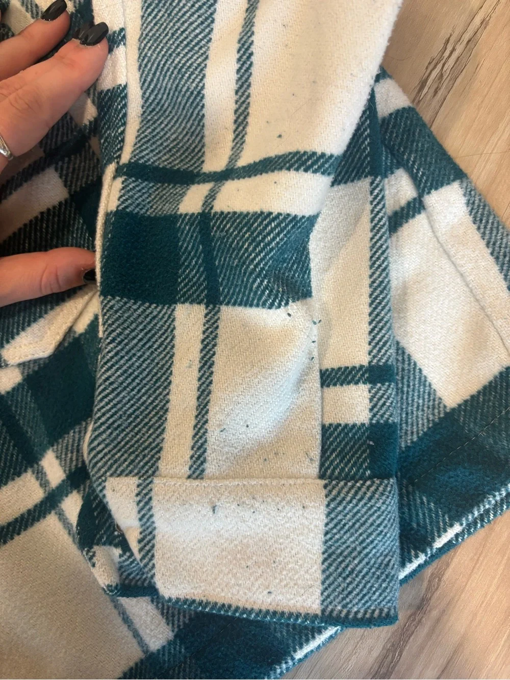 Love Tree Plaid Jacket - good condition - size S - Picture 4 of 4